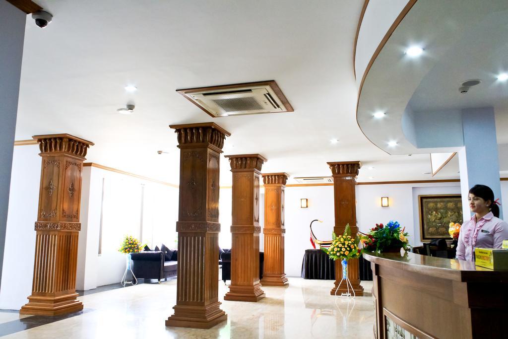 Hotel 7 Mile Yangon Exterior foto